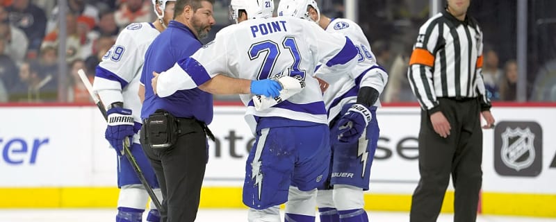 Lightning place Brayden Point on injured reserve