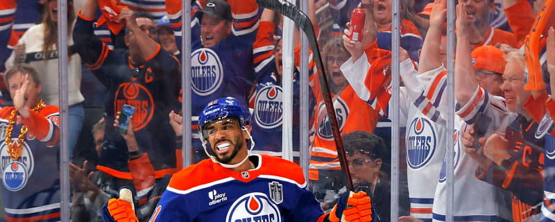 Goals and expectations for Evander Kane in first season with the Canucks in 2025-26