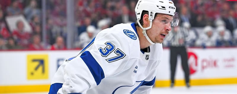 Lightning’s Yanni Gourde out until December; Dominic James to also miss time