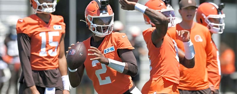 Browns just had an unexpected QB addition potentially fall into their lap that they’ll have to make a quick decision on