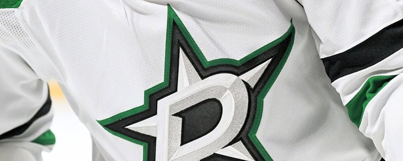 Stars re-sign Antonio Stranges to one-year, two-way contract