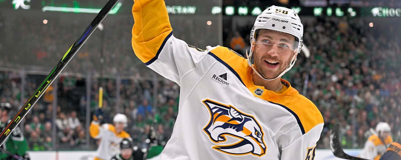 Stars acquire Michael Bunting from Predators for draft pick