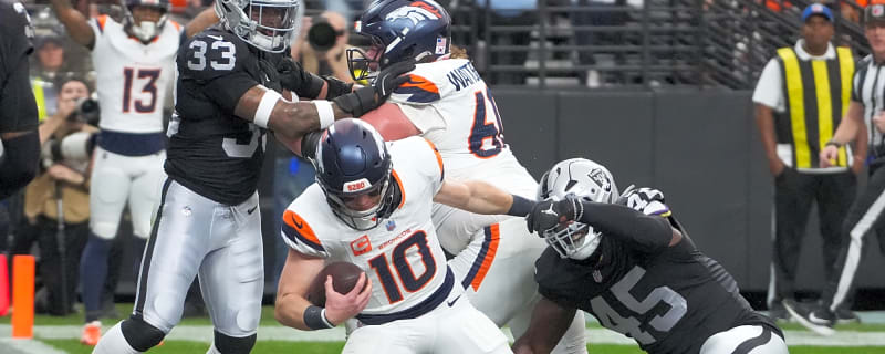 Broncos defeat Raiders 24-17, Denver wins 10th straight