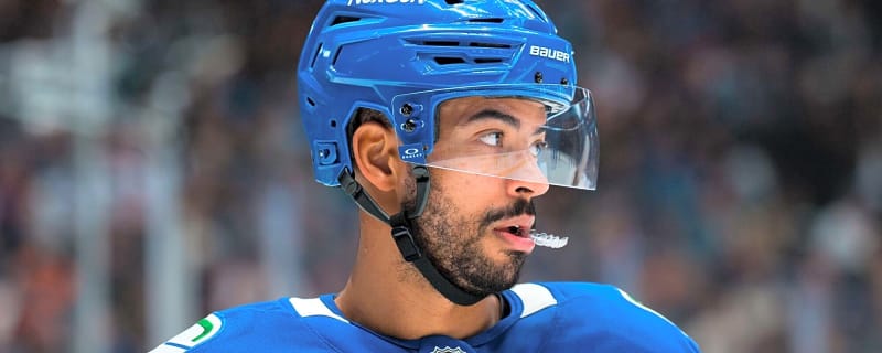 Hurricanes sign Pierre-Olivier Joseph to one-year contract