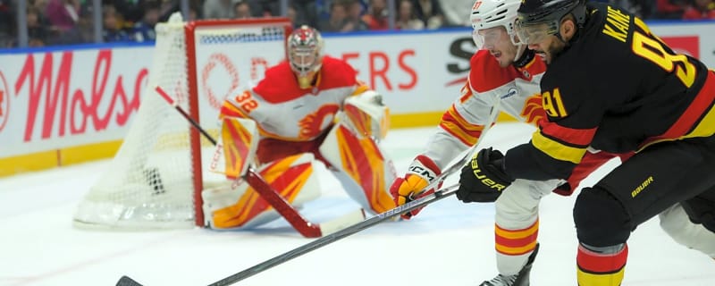 What other sellers are the Canucks competing with heading into the roster freeze?