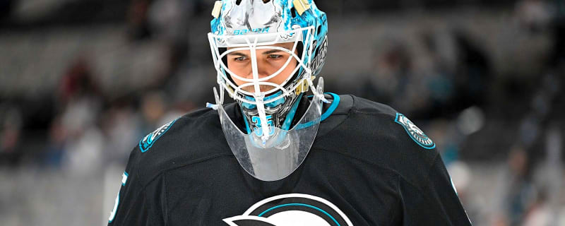 Sharks sign Gabriel Carriere to one-year contract extension