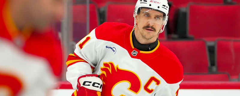 Flames roster news: Dryden Hunt placed on waivers in advance of holiday roster freeze, Justin Kirkland called up