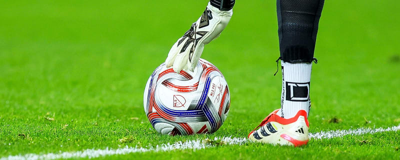 Journalist points out Liverpool issue with Mamardashvili after Brighton loss