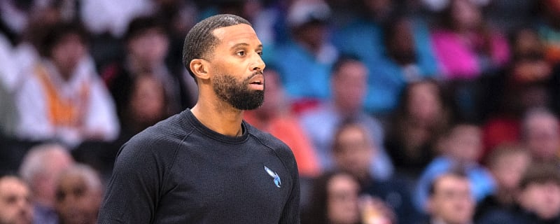 Hornets Coach Charles Lee Sends Strong Message About Coby White