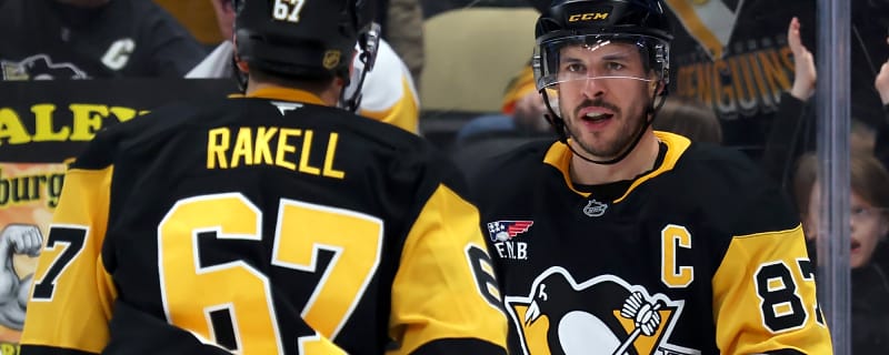 Sidney Crosby Leaves Game With Apparent Lower-Body Injury