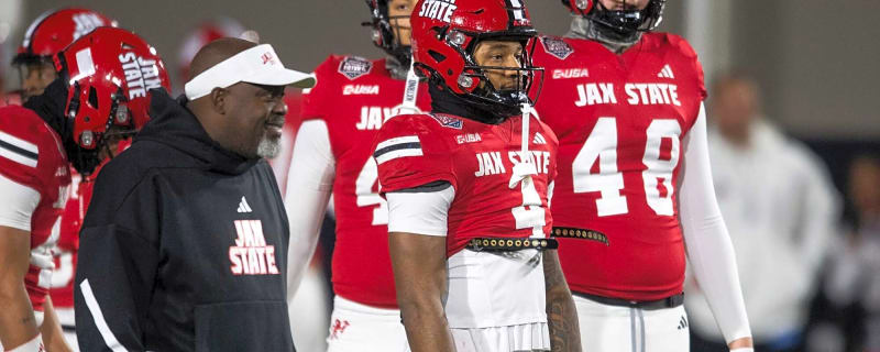 Rich Rodriguez Calls Second Half ‘Embarrassing’ After Beating Coastal Carolina