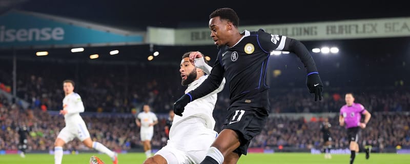 'So negative' – Gary Neville not impressed with Chelsea star in Leeds defeat