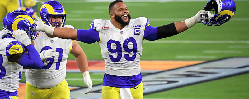 25 stories to keep an eye on in NFL training camps