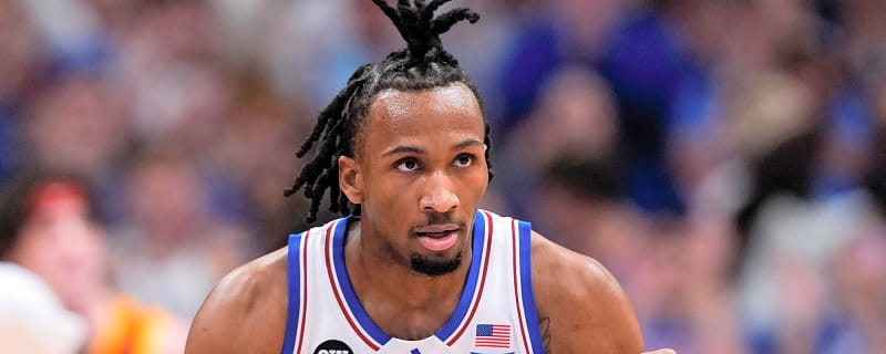 Kansas saves season by handing No. 2 Iowa State first loss