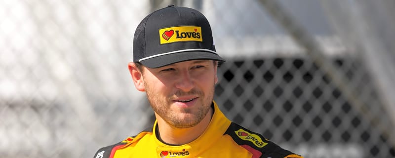 Gilliland discusses being elder statesman of Front Row Motorsports