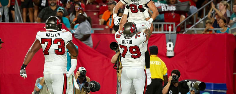 Lions adding former Buccaneers guard to practice squad, but their offensive line search shouldn’t stop here