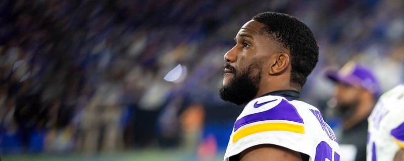 Commanders Sign Fabian Moreau, Place Ahkello Witherspoon On IR