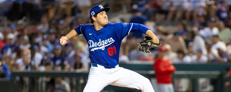 Dodgers select righty reliever for his MLB debut