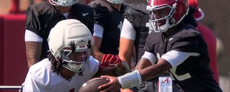 Alabama Crimson Tide running back Daniel Hill just received a massive boost amid fall camp position battle in Tuscaloosa