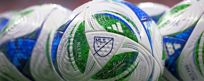 Micky van de Ven reveals the message he gave Xavi Simons before his breakthrough Tottenham performance