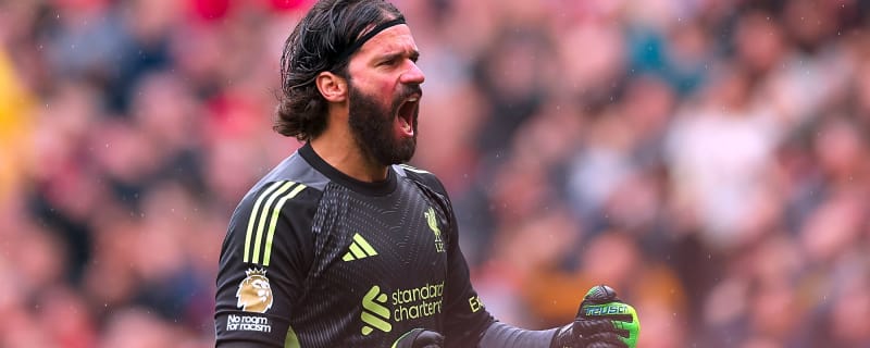 Arne Slot is set to be handed huge Liverpool injury boost ahead of Premier League return