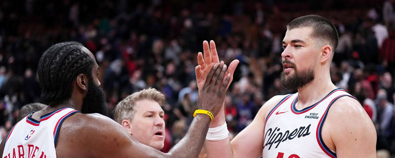 James Harden leads Clippers past Raptors in overtime 