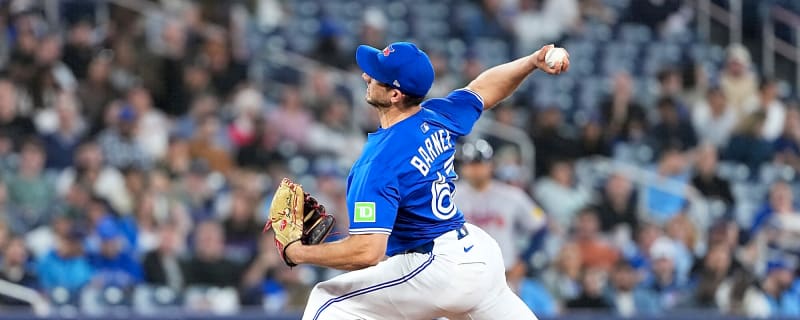 Blue Jays DFA Jacob Barnes, place Nick Sandlin on the 15-day Injured List, and call up two others