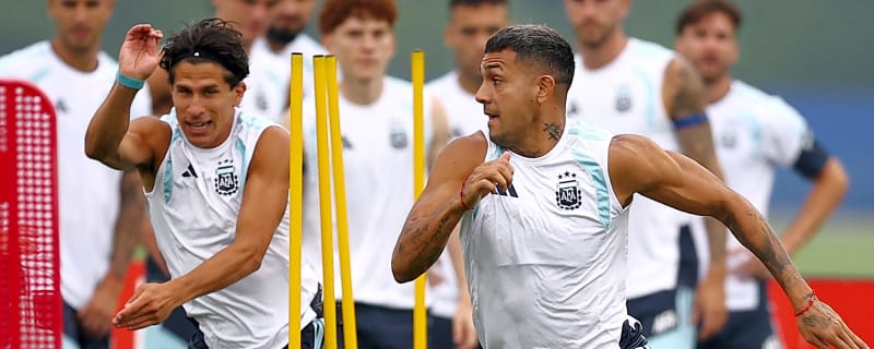 Lisandro Martinez could get UK visa revoked