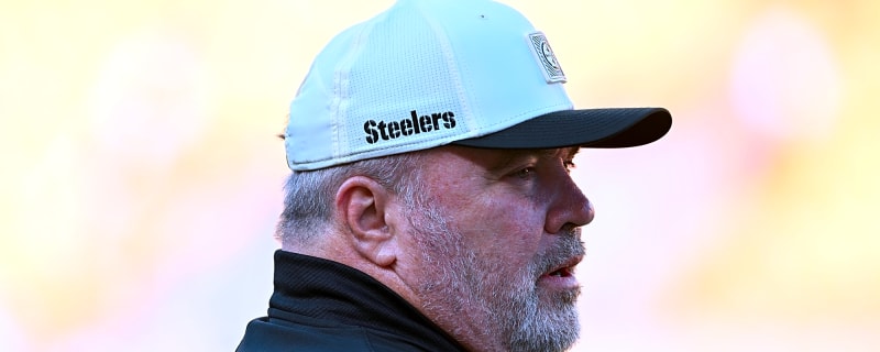 Steelers' Mike McCarthy Called Out For Overthinking Critical Offensive Line Decision