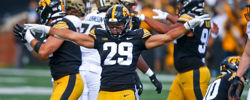 Who is Sebastian Castro? Iowa strong safety prepped to dominate in the NFL