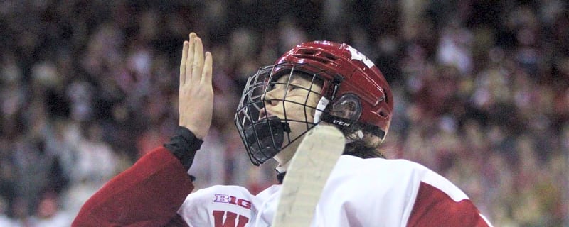 Ducks Sign Cruz Lucius To Entry-Level Contract