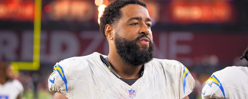 Chargers Re-Signing OL Trey Pipkins