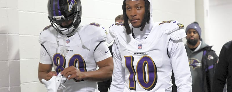 WR DeAndre Hopkins Would Welcome Vikings Deal