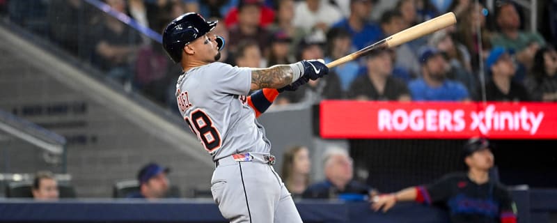 Watch: Tigers' Baez restrained from going after umpire after ejection