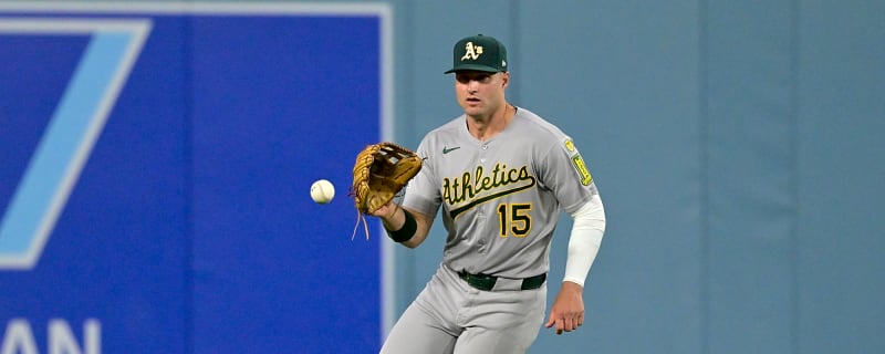 Diamondbacks agree to deal with former Athletics utilityman