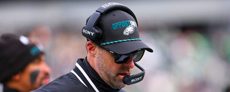 Young Eagles fan absolutely roasts OC Kevin Patullo