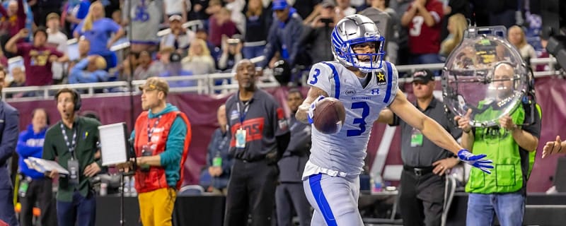 Battlehawks Fall to Defenders, Are Now 2-1