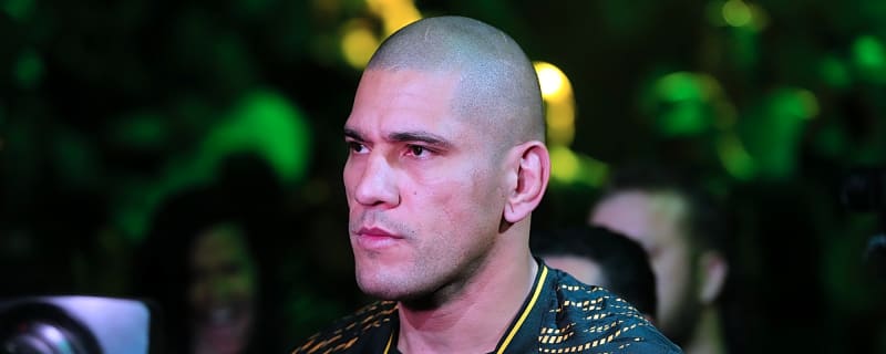 Dricus Du Plessis Gives Detailed Breakdown of Alex Pereira vs. Magomed Ankalaev at UFC 320