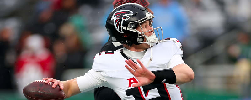 Colts Sign QB Easton Stick