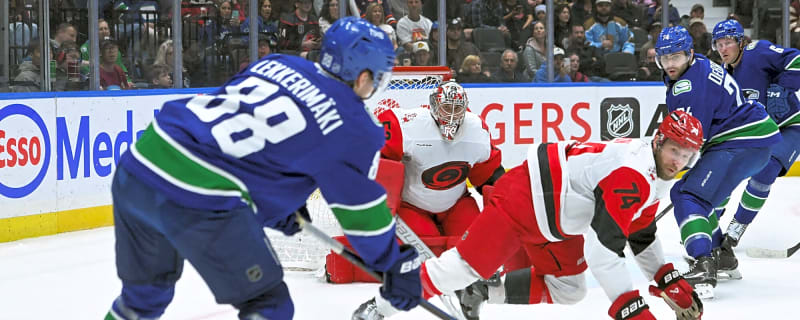  Canucks’ penalty kill perfect in 6-3 loss to Hurricanes
