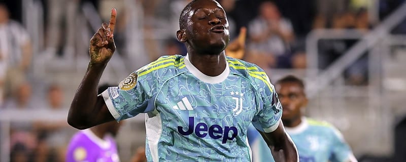 Tottenham ace could be a surprise inclusion for North London Derby; The next masked Harry Kane?