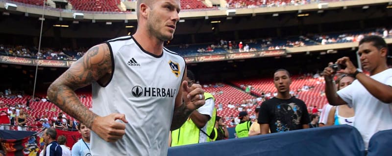 Sir David Beckham involved in bid to buy club