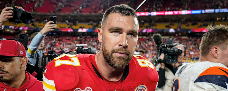 Chiefs vs. Raiders Week 18 Set: Milestones and Draft Position at Stake