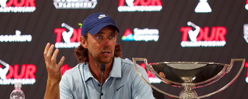 Video: PGA Tour volunteer gives incredible effort tracking down Tommy Fleetwood’s drive