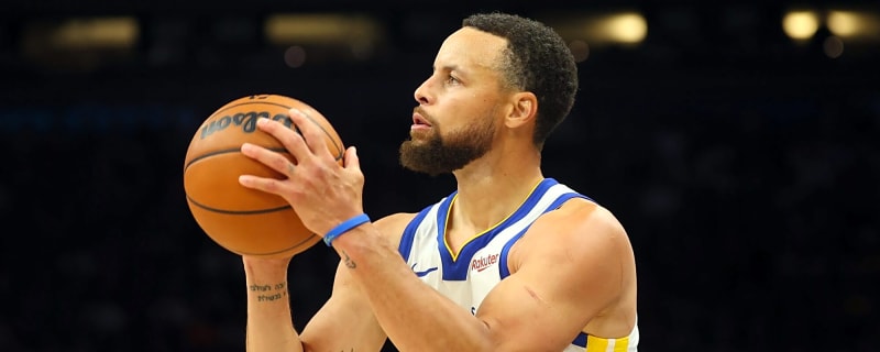 Warriors Have 'Lingering Concerns' About Steph Curry’s Knee For 2026-27 Season