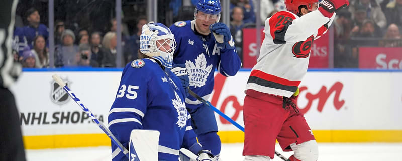 Knee Jerk Reaction: Maple Leafs leave Hildeby to dry in 5-4 loss to Hurricanes