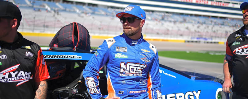Stenhouse Returns As Niece Motorsports Taps 600‑Start Veteran For Bristol’s 30‑Degree Banks