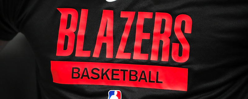 Blazers to be sold to group led by Hurricanes and pickleball league owner; will remain in Portland