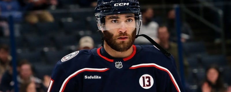 Panthers sign Luke Kunin to one-year contract