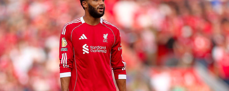 ‘No rush to leave’ – Liverpool stalwart had three clubs attempting to sign him on deadline day